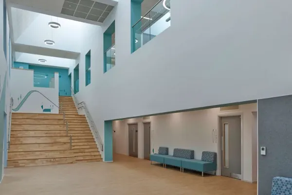 Altro Wood Adhesive Free sheet vinyl