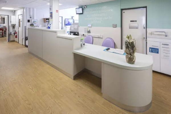 Altro Wood Safety sheet vinyl